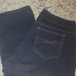Mid-rise straight leg jeans 16M